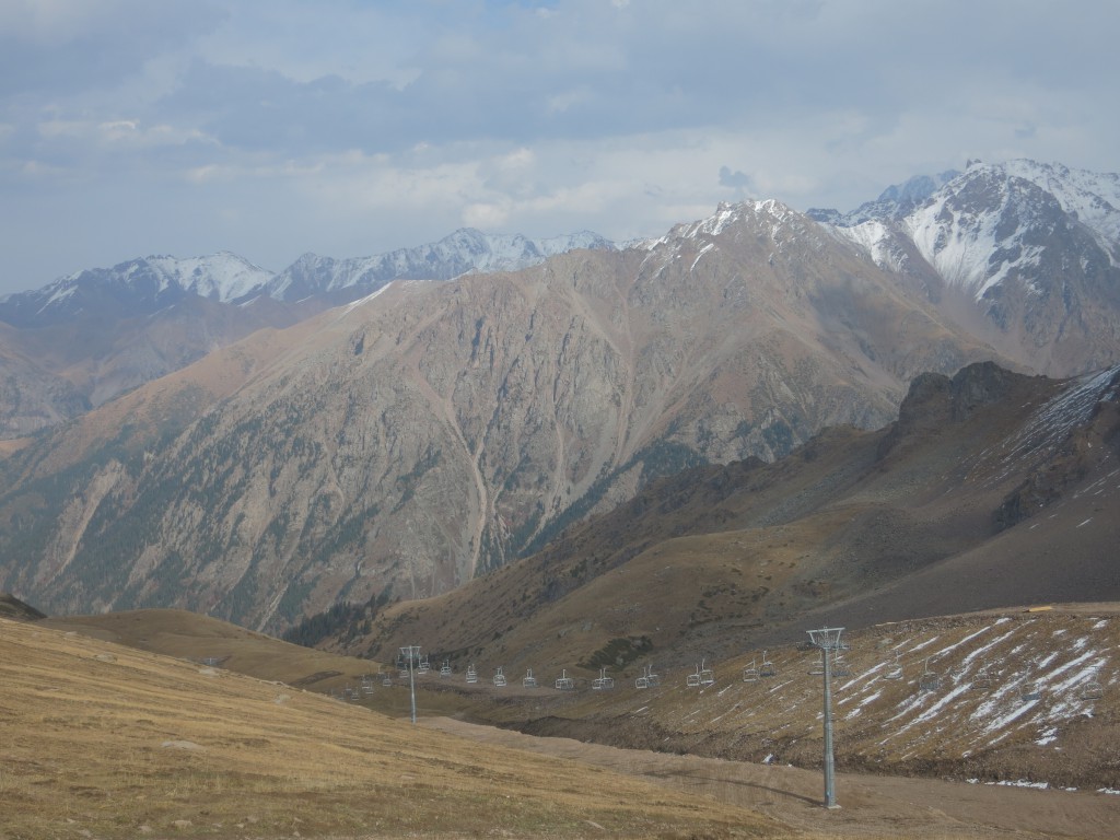 Blick auf die Berge Richtung Kirgisistan