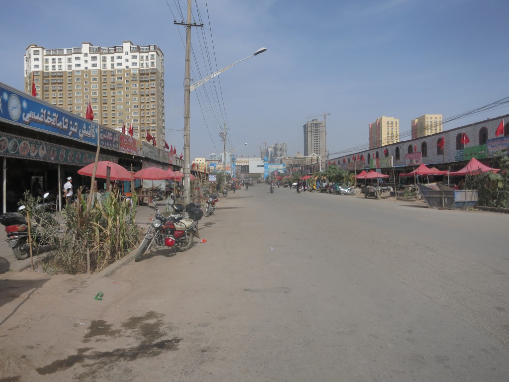 Die Straße mit den vielen uigurischen Kleinrestaurants