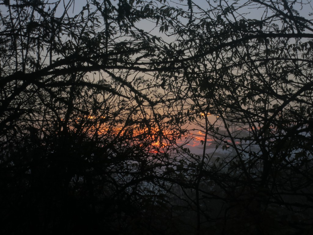 Sonne über den Wolken am Abend