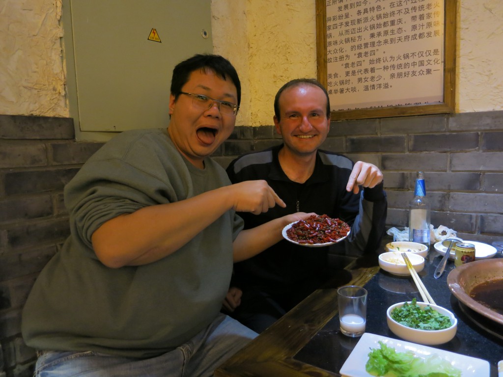 Mit Perry und den Chilischoten aus dem Hotpot nach dem Essen