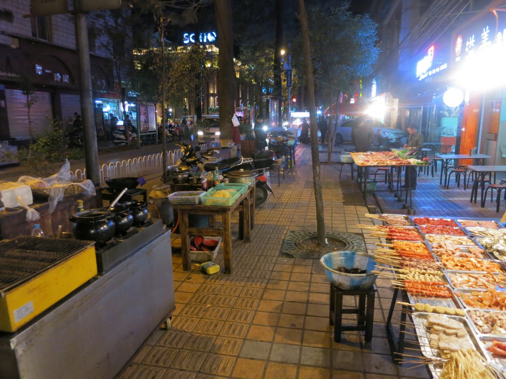 Kundu-Nachtmarkt