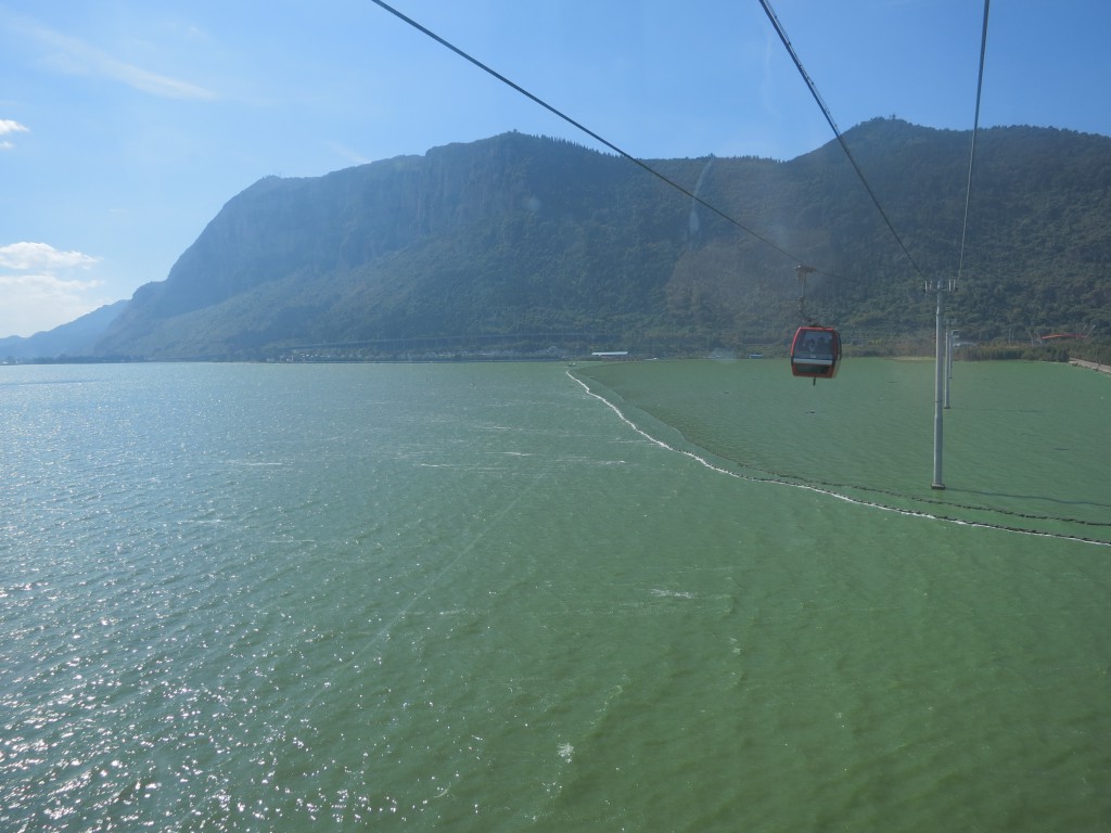 Seilbahn über den Dian Chi