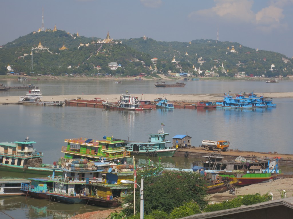 Blick über den Irrawaddy nach Sagaing