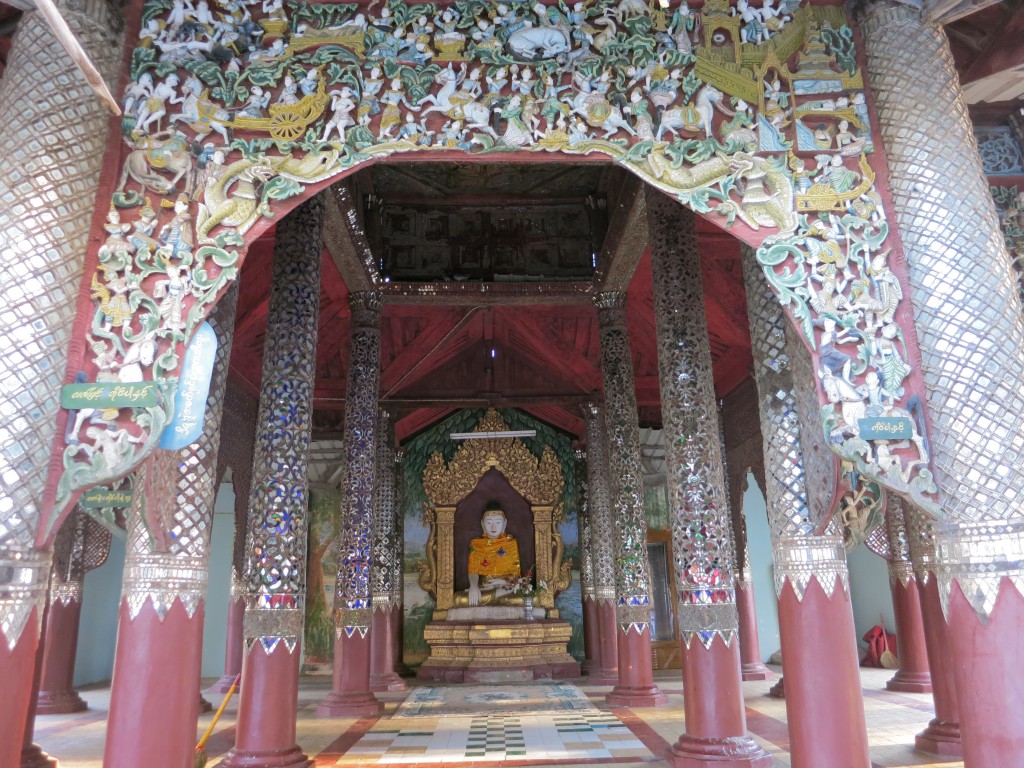 Buddha in der Shwe-zi-gon-Pagode