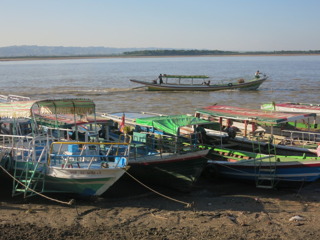 Am Ufer des Irrawaddy