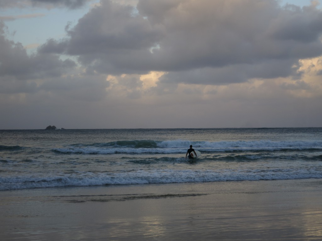 Surfer am Strand