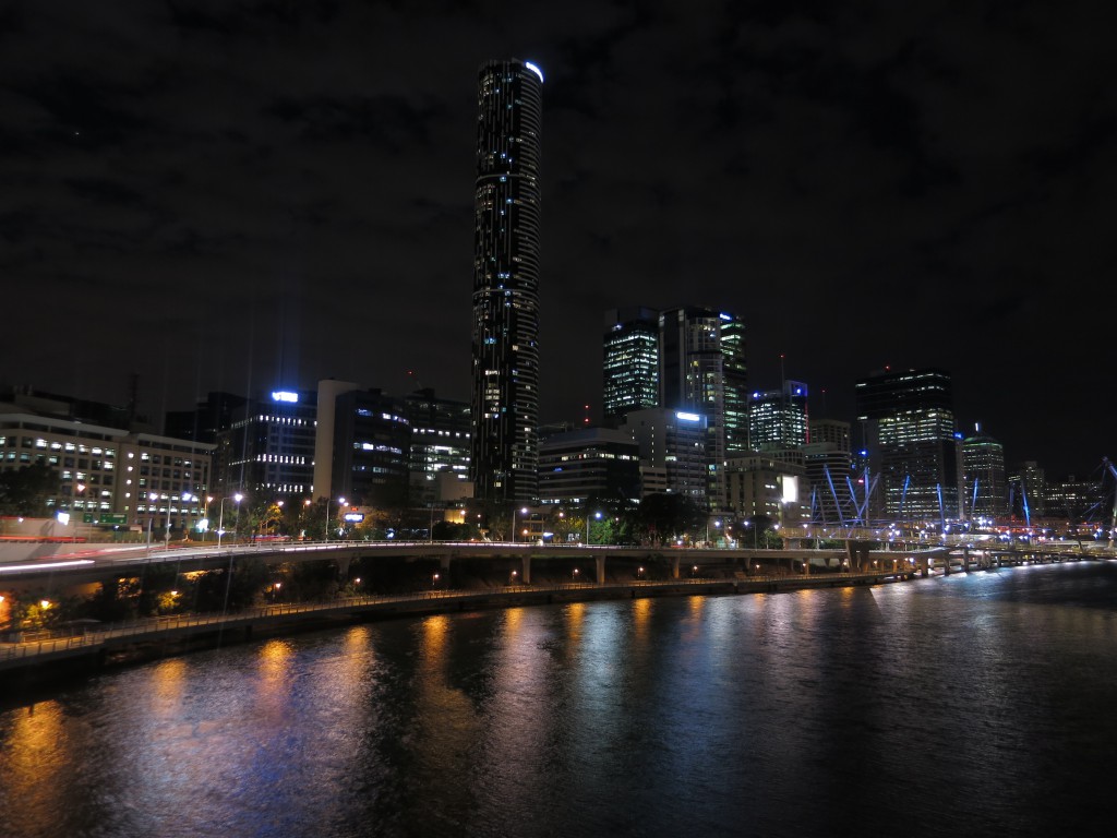 Brisbane River und Skyline bei Nacht