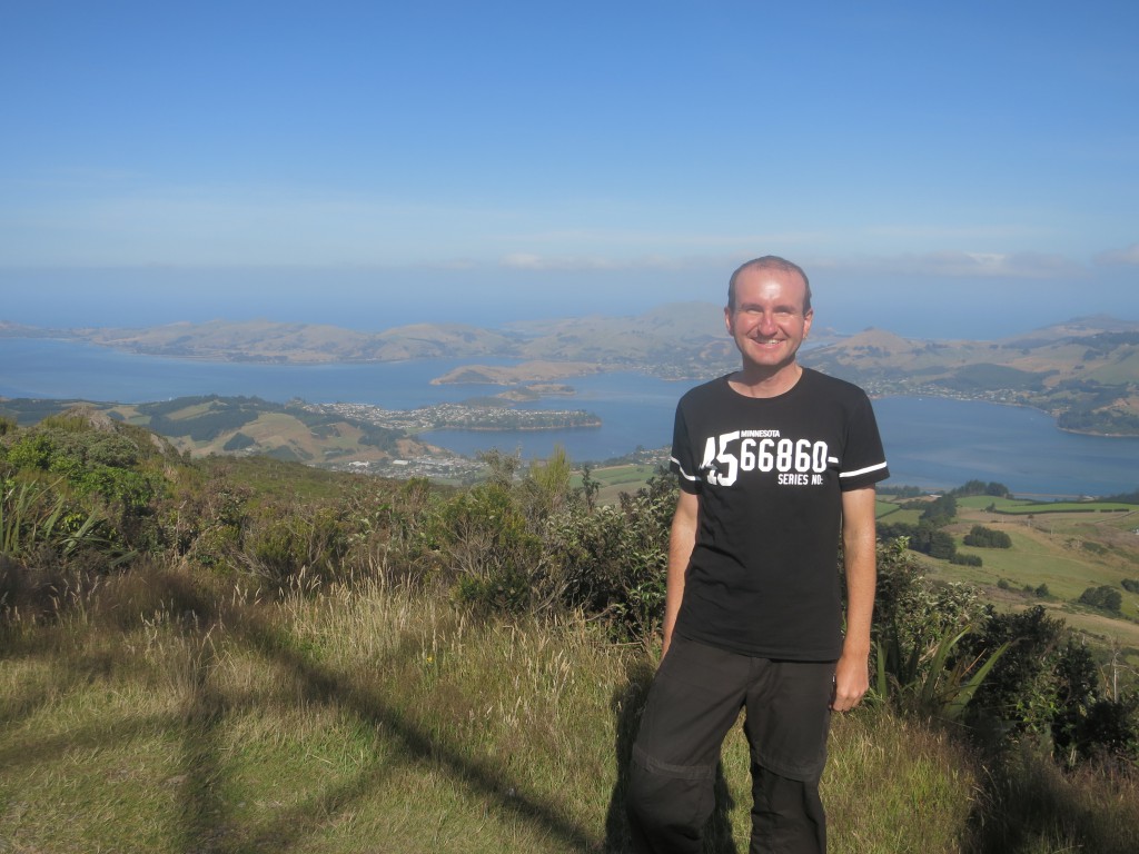 Auf dem Mount Cargill mit Blick auf die Otago Peninsula und den Pazifik