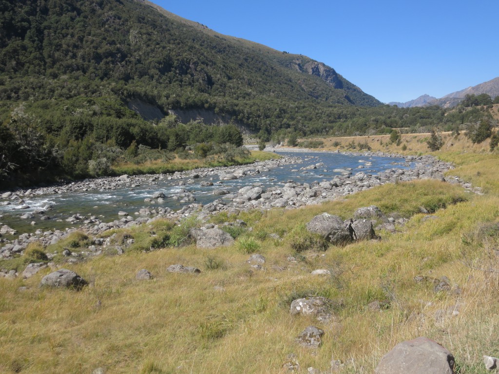 Wairau River nahe des Skigebiets Rainbow