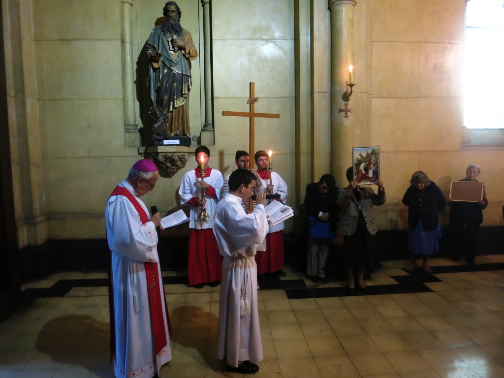 Kreuzweg in der Iglesia Catedral de Valparaíso