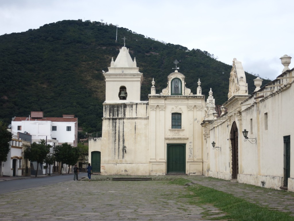 Convento San Bernardo vor dem gleichnamigen Hügel in Salta