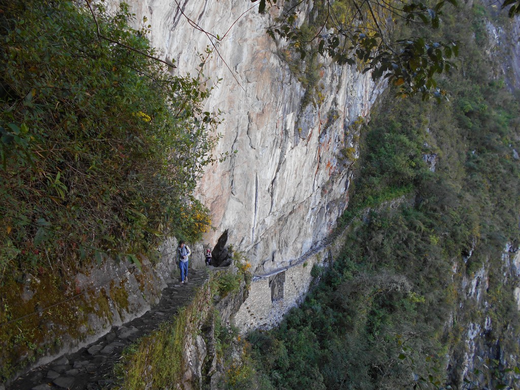 Steilhang auf dem Weg zur Puente del Inca