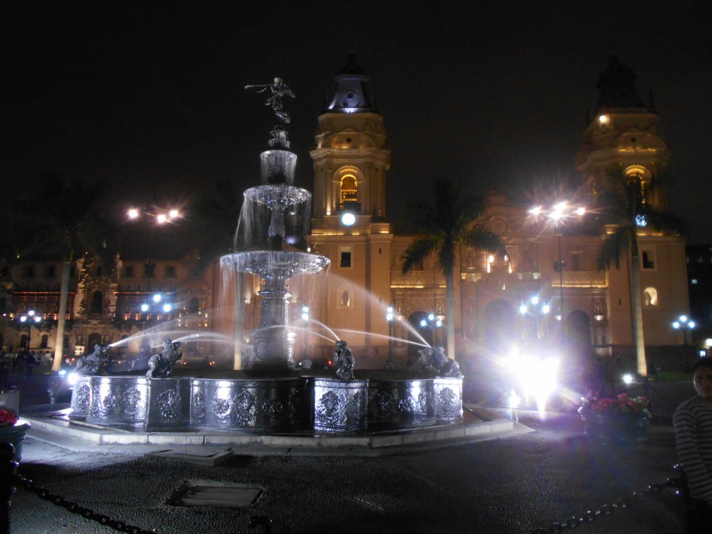 Kathedrale an der Plaza de Armas