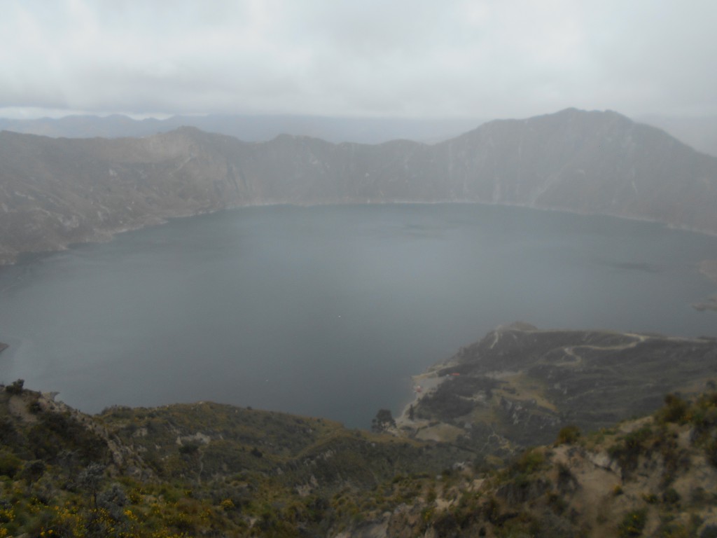 Regen über der Laguna Quilotoa