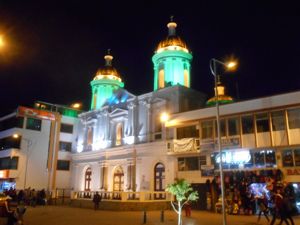 Beleuchtete Iglesia de Nuestra Señora del Salto